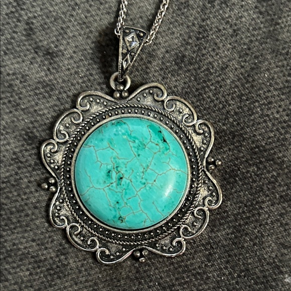 Turquoise and Silver Necklace and Bracelet Set - Picture 2 of 6